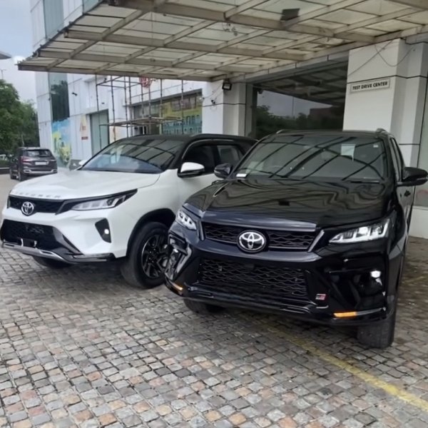 DUAS SW4 DIAMOND ou 700K NO PIX✅